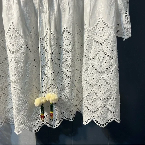 Miho’s Italy - White Eyelet Tunic with Tassels - Picture 3 of 7